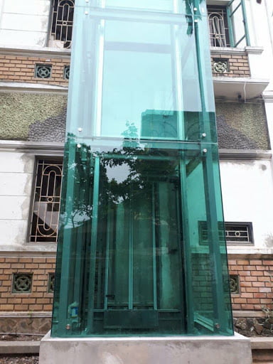 Thang máy lồng kính gia đình 05 1 Thang may long kinh gia dinh 05
